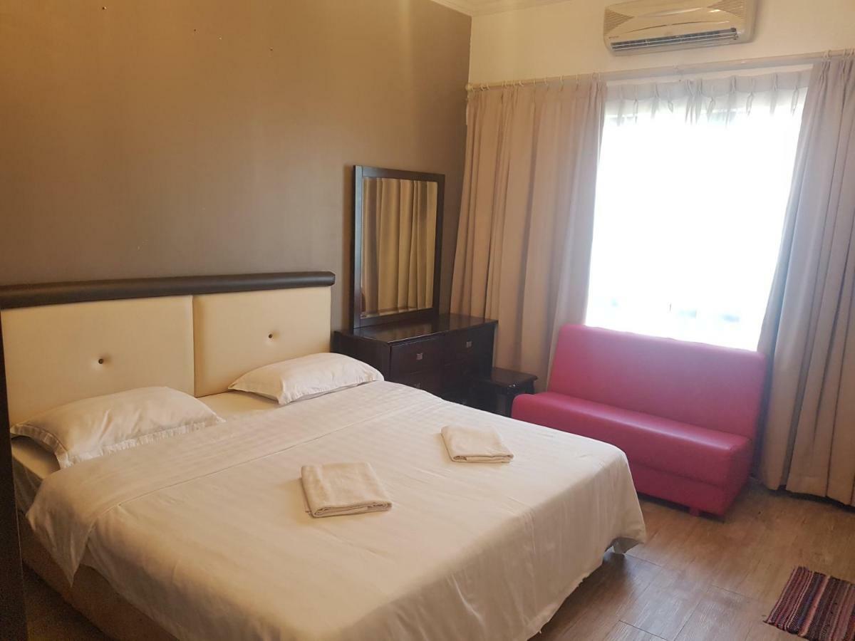 Apartment Peter @ Marina Court *